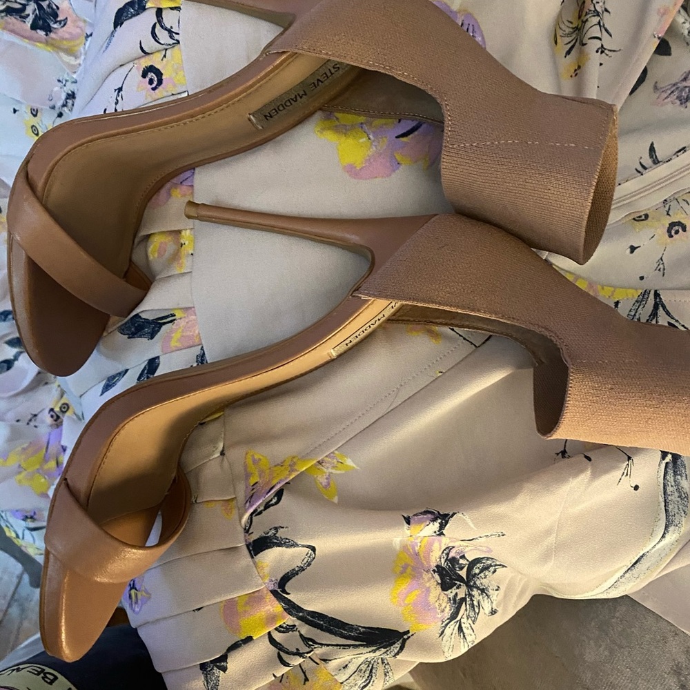 Steve Madden nudes ⚡️Sale⚡️ - Picture 4 of 4